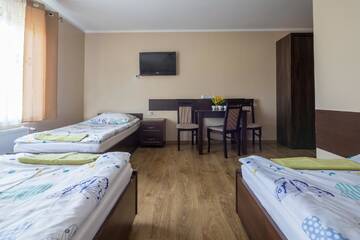 Фото номера Просторный одноместный номер Мотели Motel "Płomyk" г. Kunowice 8